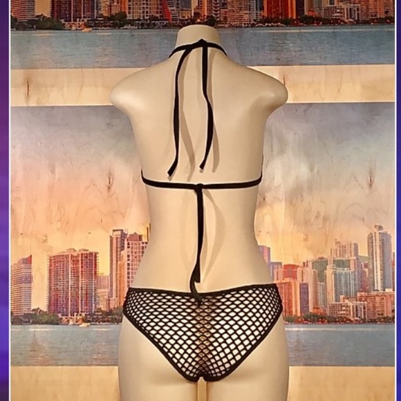 Fishnet Set - Picture 2 of 2